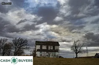 how much does a realtor get for selling a house